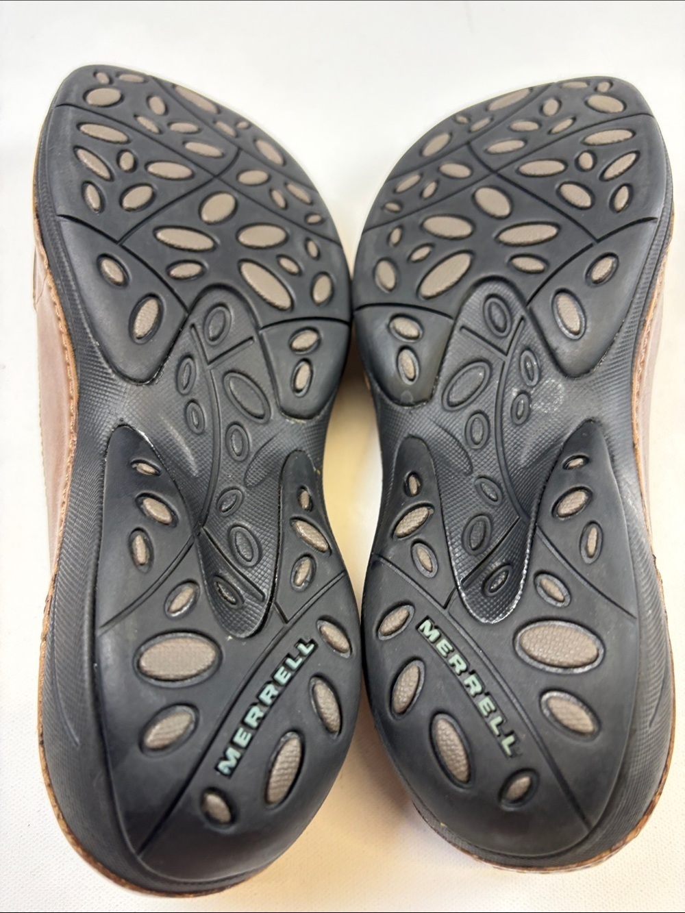 MERRELL SADDLE BROWN LEATHER SLIP ON LOAFERS ORTHOLITE WOMENS SIZE 9.5 - Picture 7 of 8